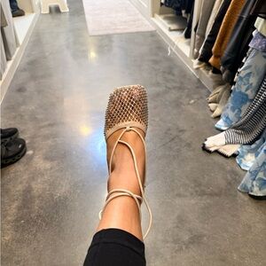 Elegant Beige and Gold Women's Shoes